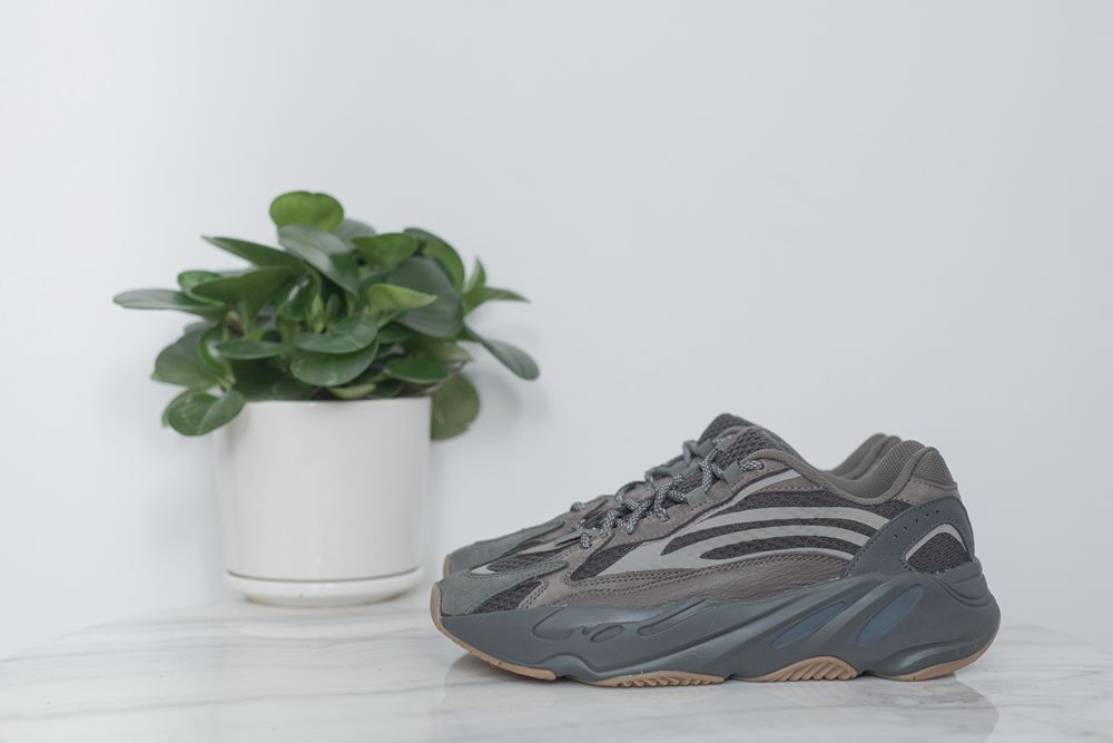 Yeezy Boost 700 V2 'Geode' - Click Image to Close