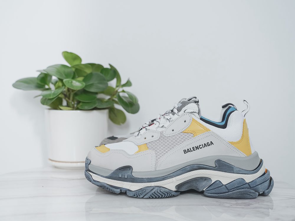 latitud cable recibir Balenciaga Triple S Sneaker 'Dover Street Market Exclusive' [MG92132] -  Rvce Sneakers Sale Online, quality Replica Designer Shoes Products - iconic  Chuck Taylor sneakers - $199.00 : LJR High